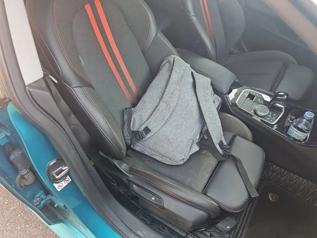 Фото 25 - BMW 2 Series (Import)