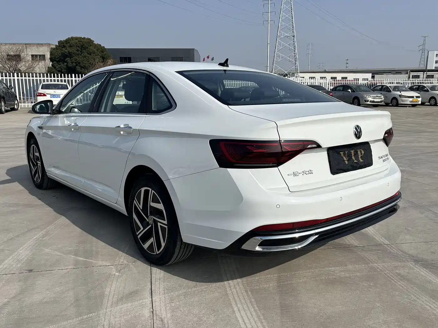 Volkswagen Sagitar 2023 300TSI DSG Surpassing Edition фото 21
