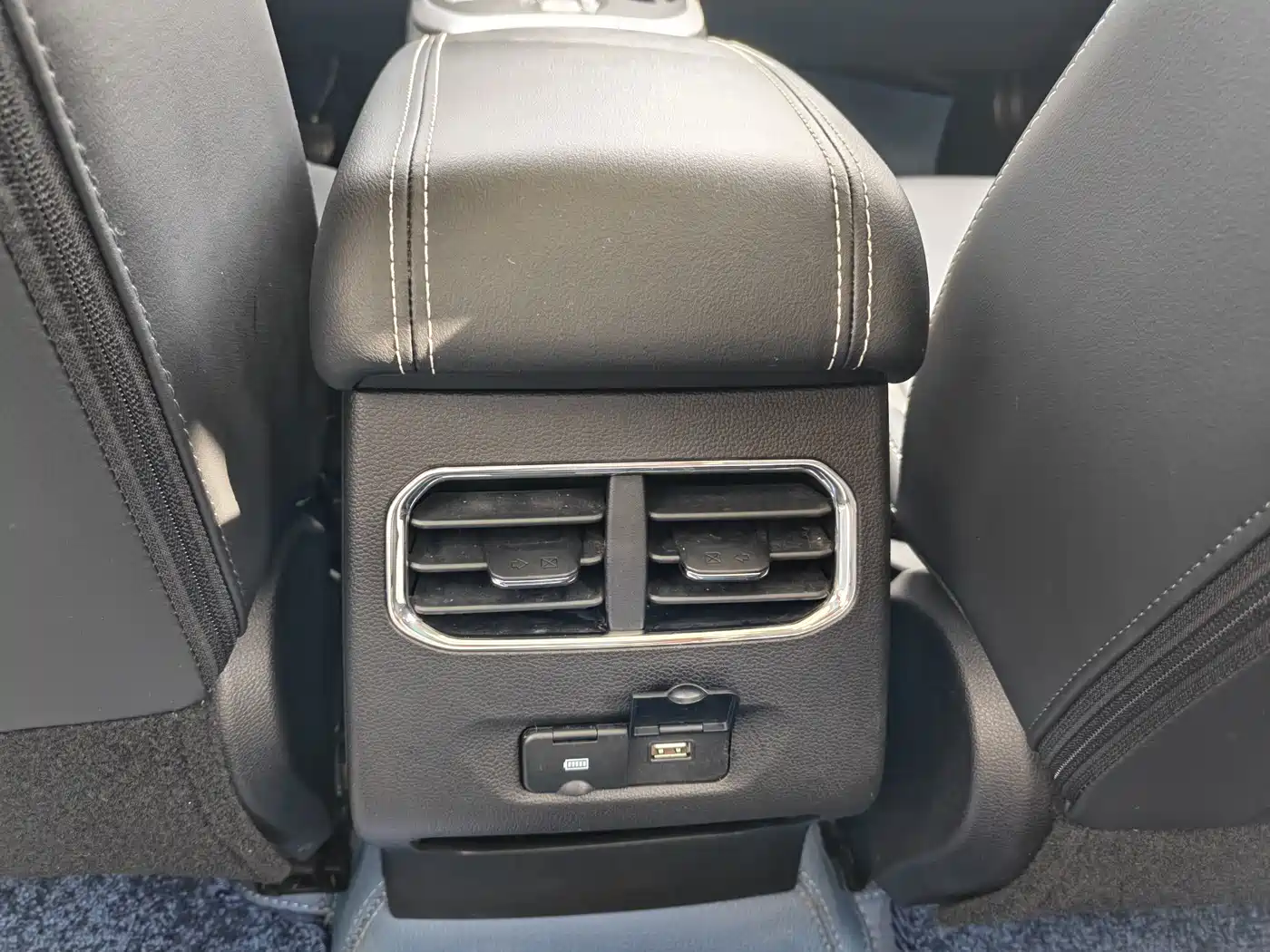 Haval First Love 2022 2021 1.5T Automatic Premium Edition