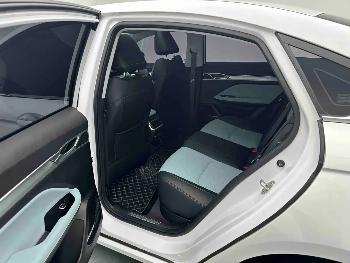 Geely Emgrand L 2022 2022 1.4T CVT Supreme