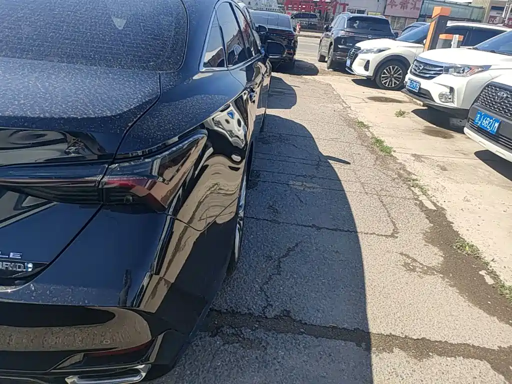Toyota Avalon 2019 Hybrid 2.5L XLE Premium Edition China VI фото 8