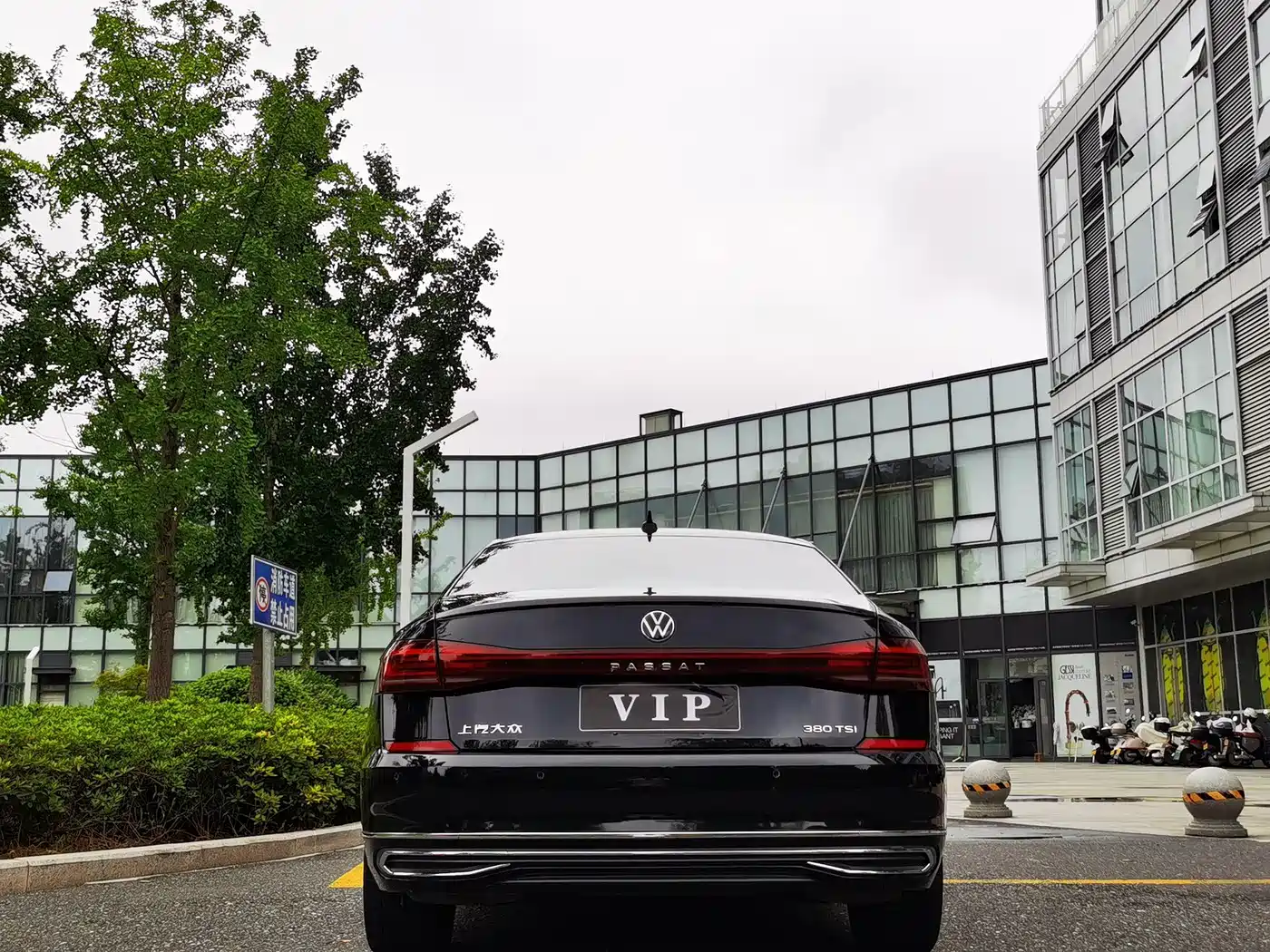 Фото 6 - Volkswagen Passat