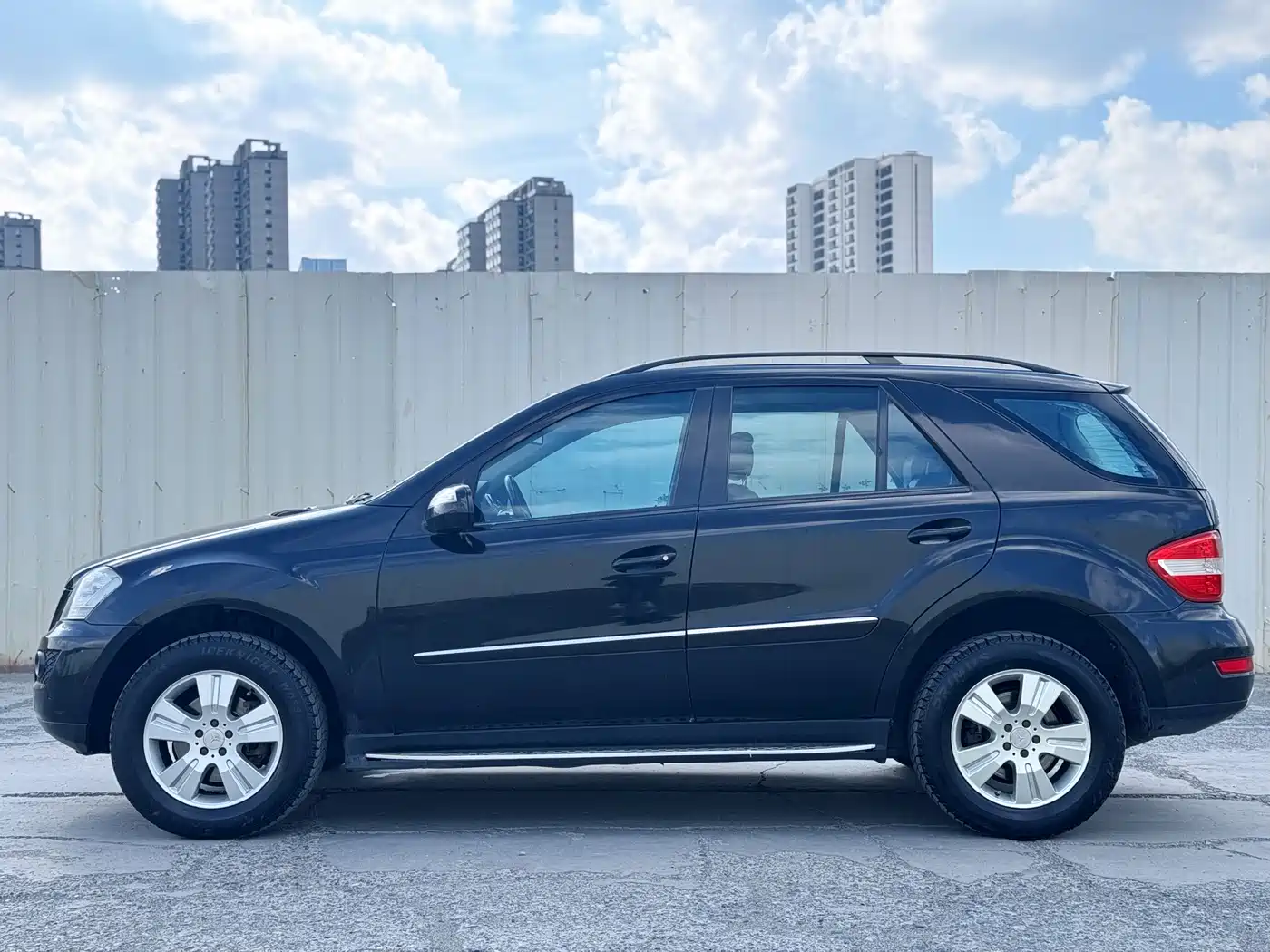Mercedes-Benz M-Class 2010 ML 350 4MATIC Luxury фото 15