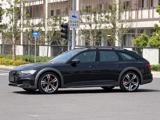  Audi Audi A6 (Import) 2024 allroad quattro 55 TFSI Premium Off-road