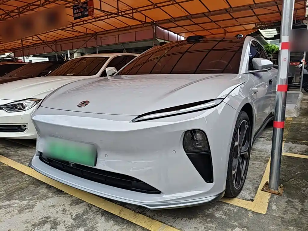 Фото 2 - NIO ET5T
