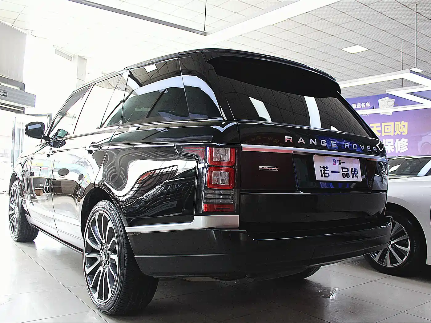 Land Rover Range Rover 2016 3.0 SC V6 Vogue фото 14