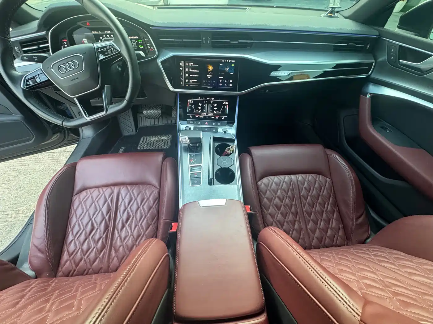 Audi A7L 2024 45 TFSI quattro S-line Black Warrior Edition фото 10