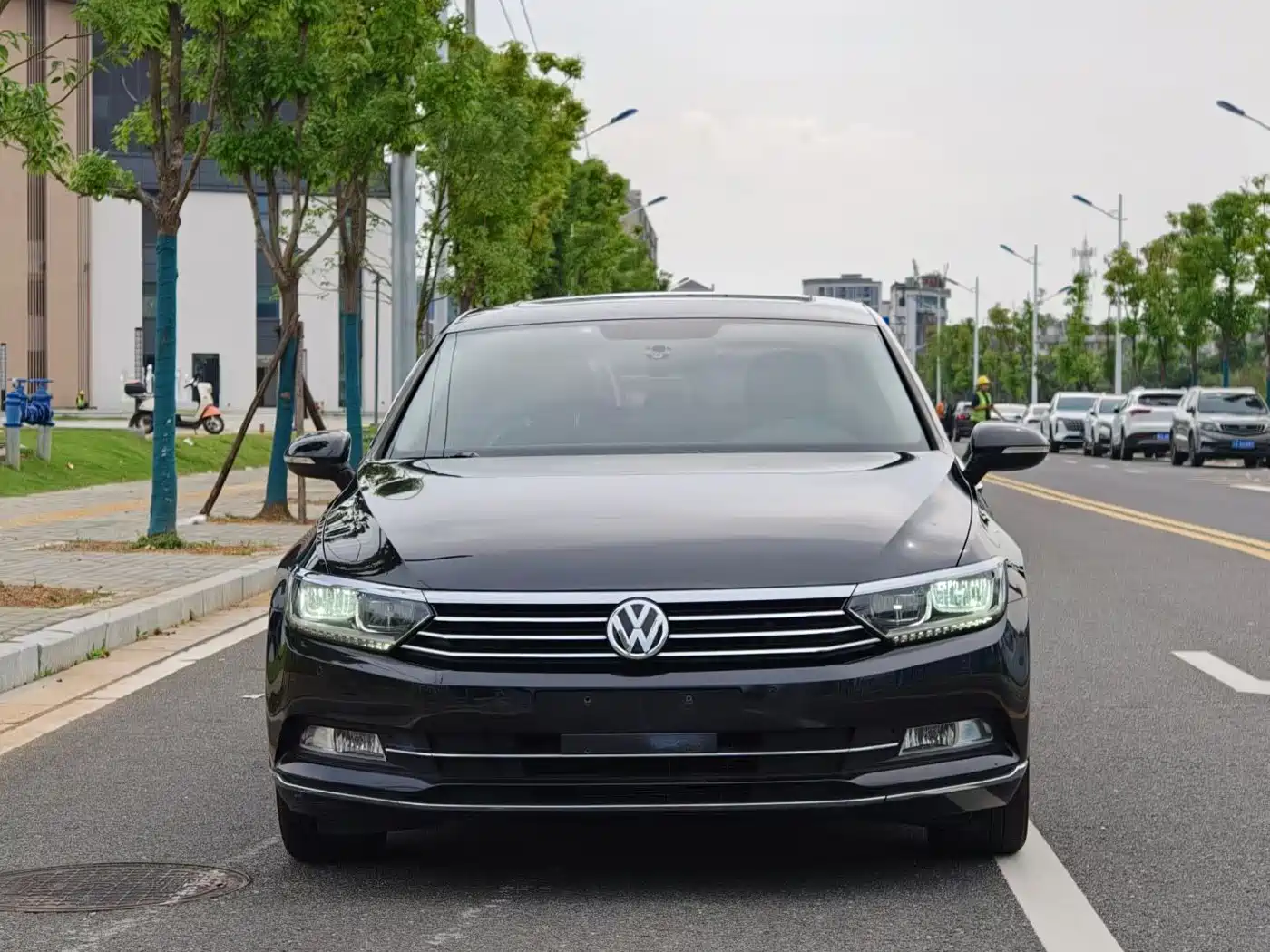 Volkswagen Magotan 2019 330TSI DSG Leading China VI фото 2