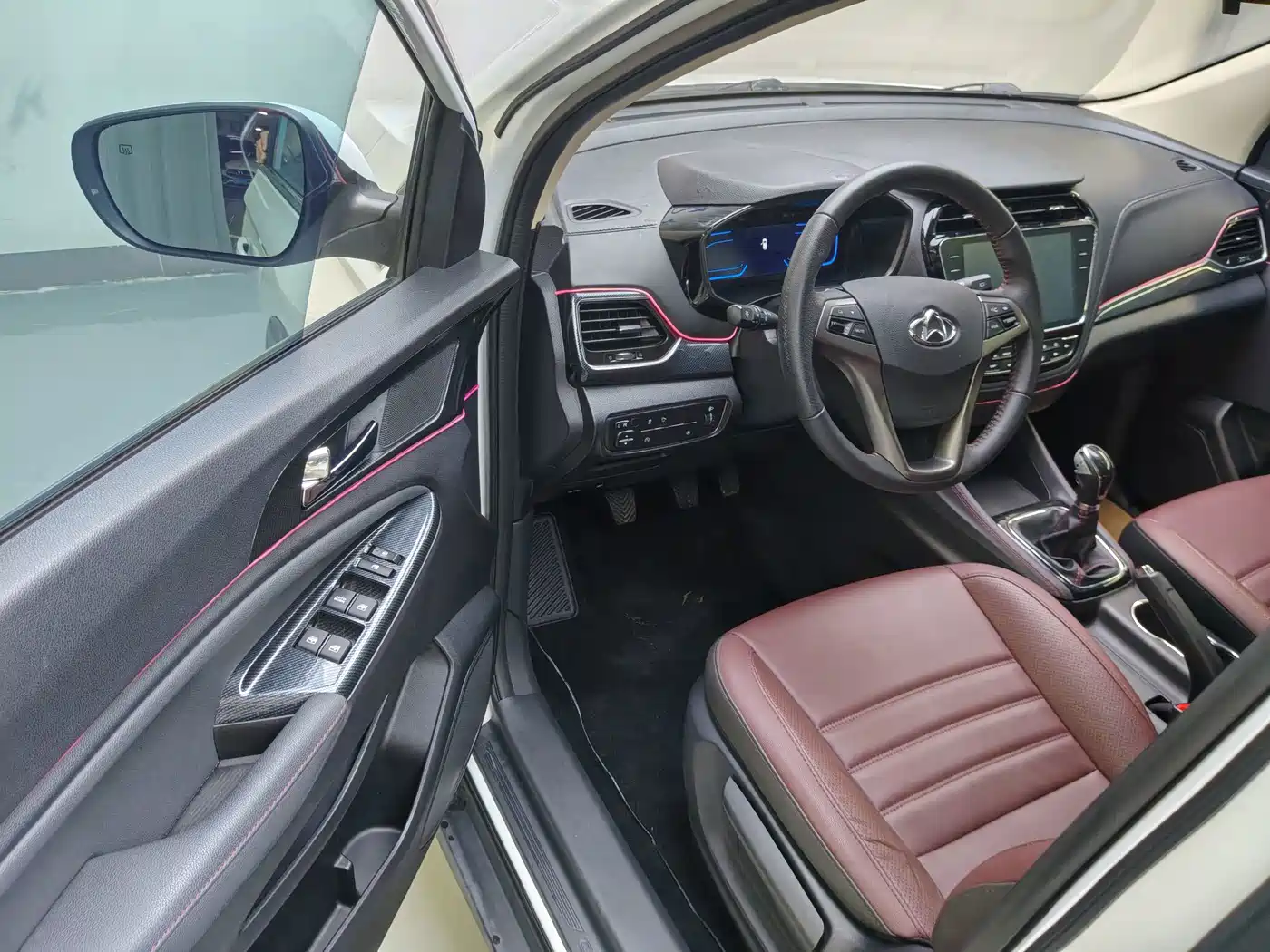 Changan Oshan Changan Oushang A800 2018 2017 1.5T Manual Luxury Edition