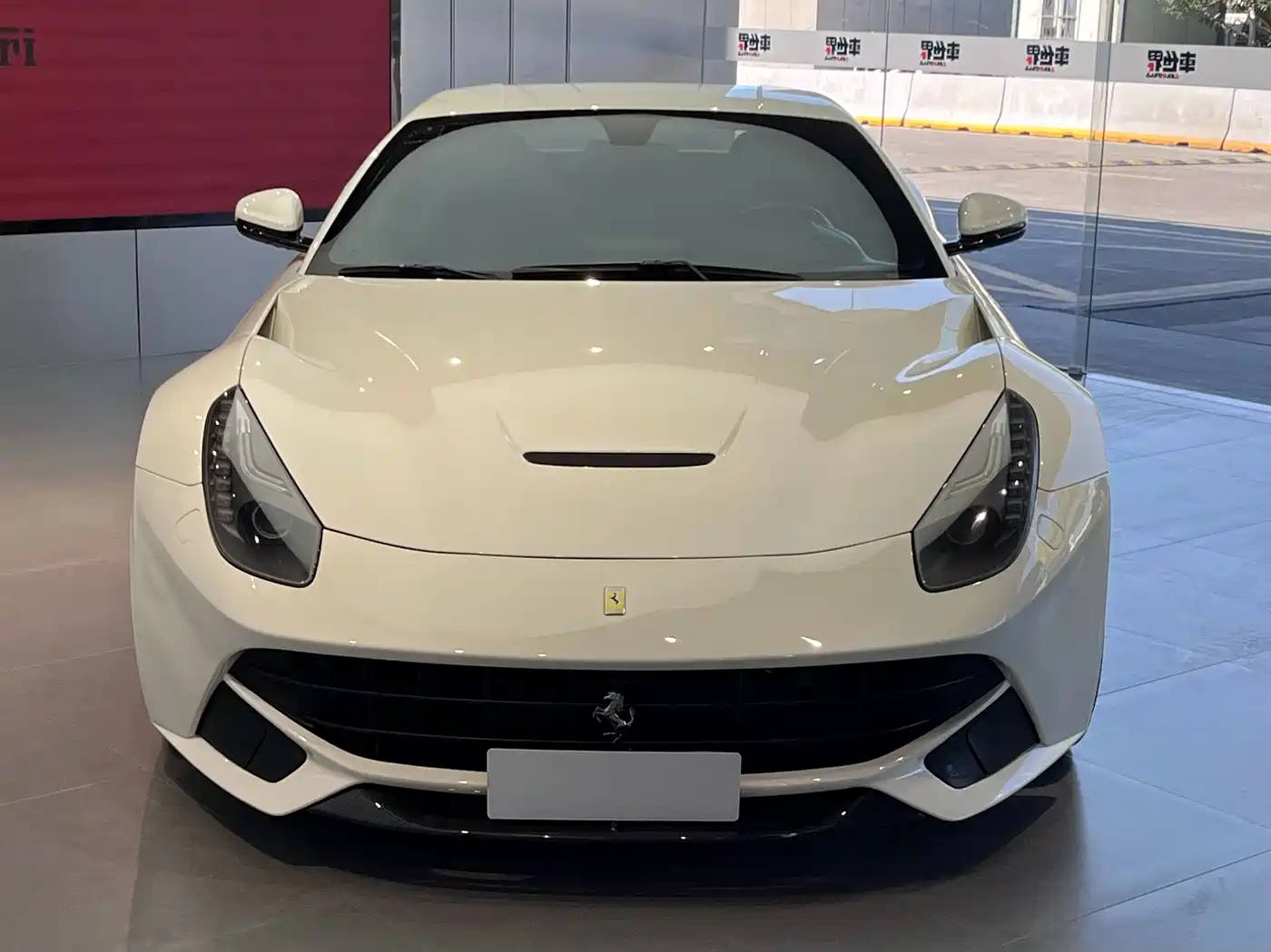 Ferrari F12berlinetta 2013 6.3L Standard