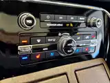 Фото 26 - Lincoln Navigator