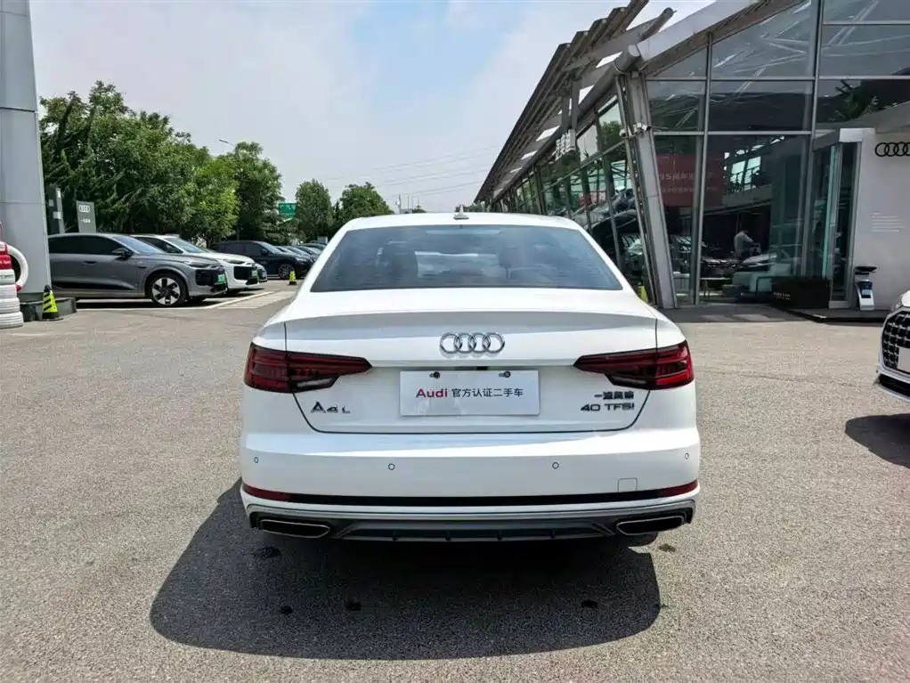 Audi A4L 2019 40 TFSI Fashion (China V) фото 4