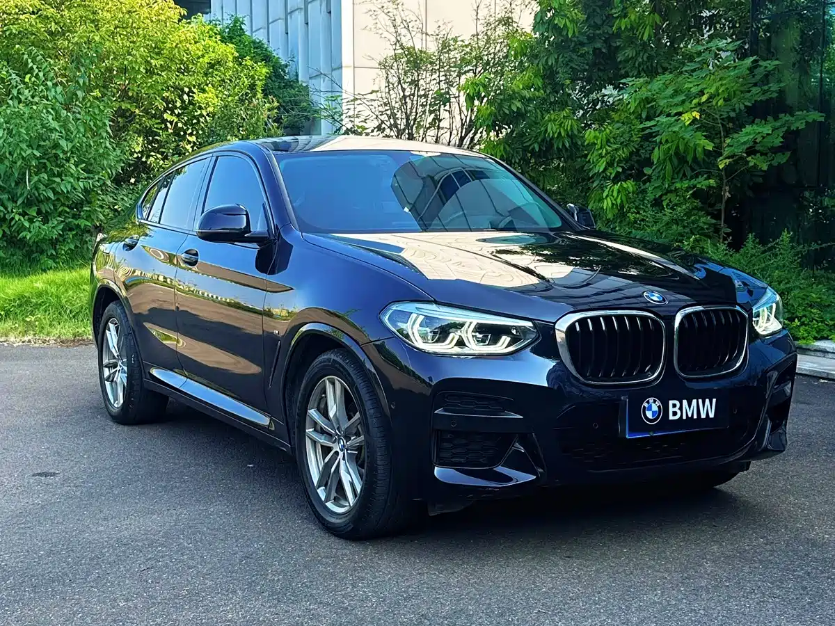 2024 BMW X4