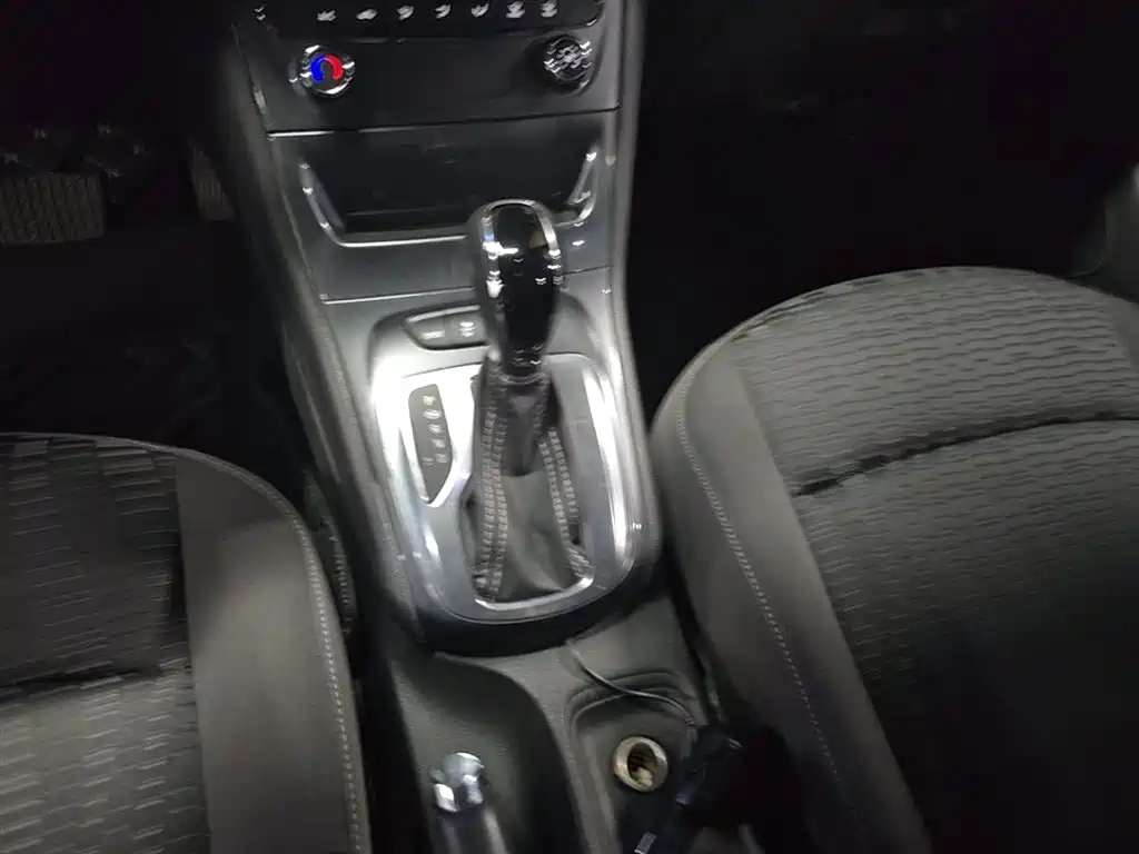 Buick Verano 2016 Hatchback 15S Auto Progressive фото 7