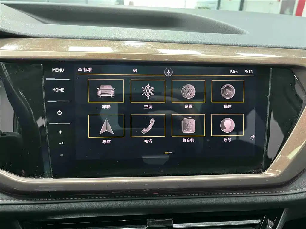 Volkswagen Tharu 2022 280TSI FWD Luxury Edition фото 6