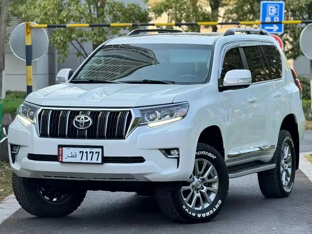 Toyota Prado 2018 3.5L Automatic TX-L Rear-mounted Spare Tire