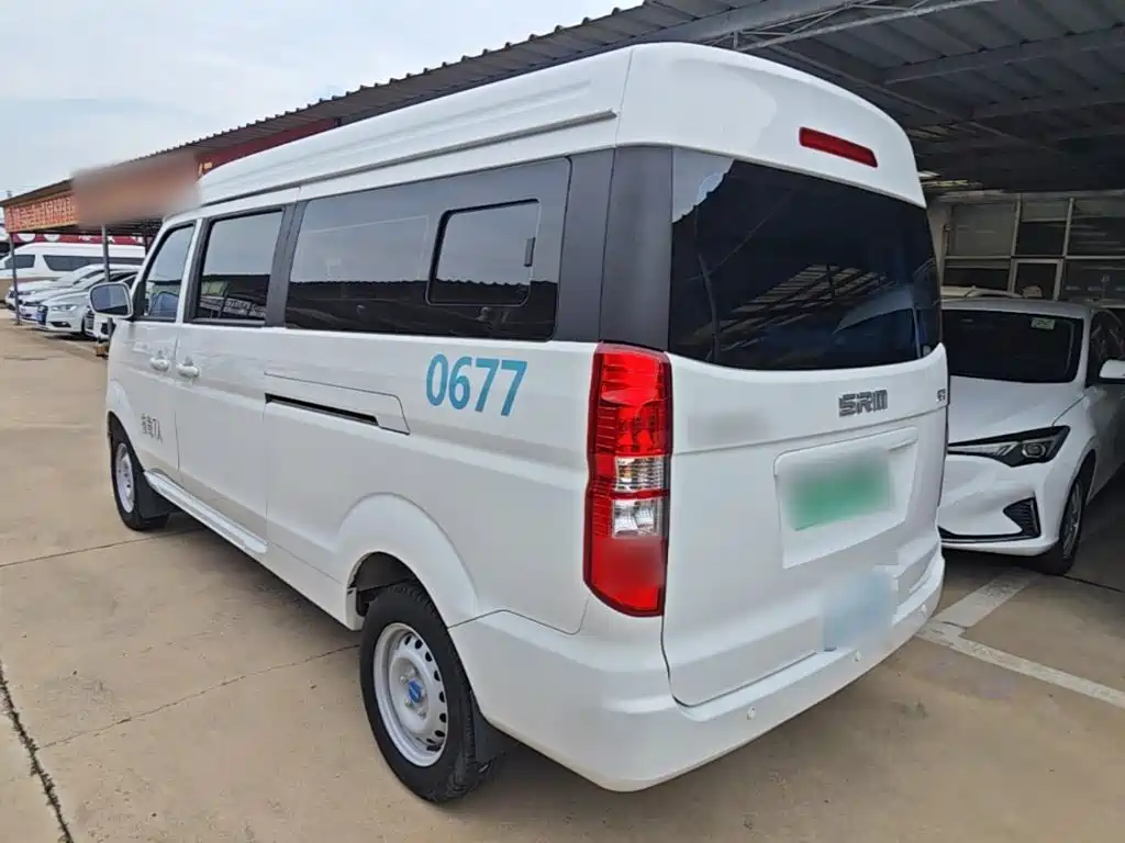 SRM Xinyuan Good Luck 2024 2023 Standard Passenger Vehicle
