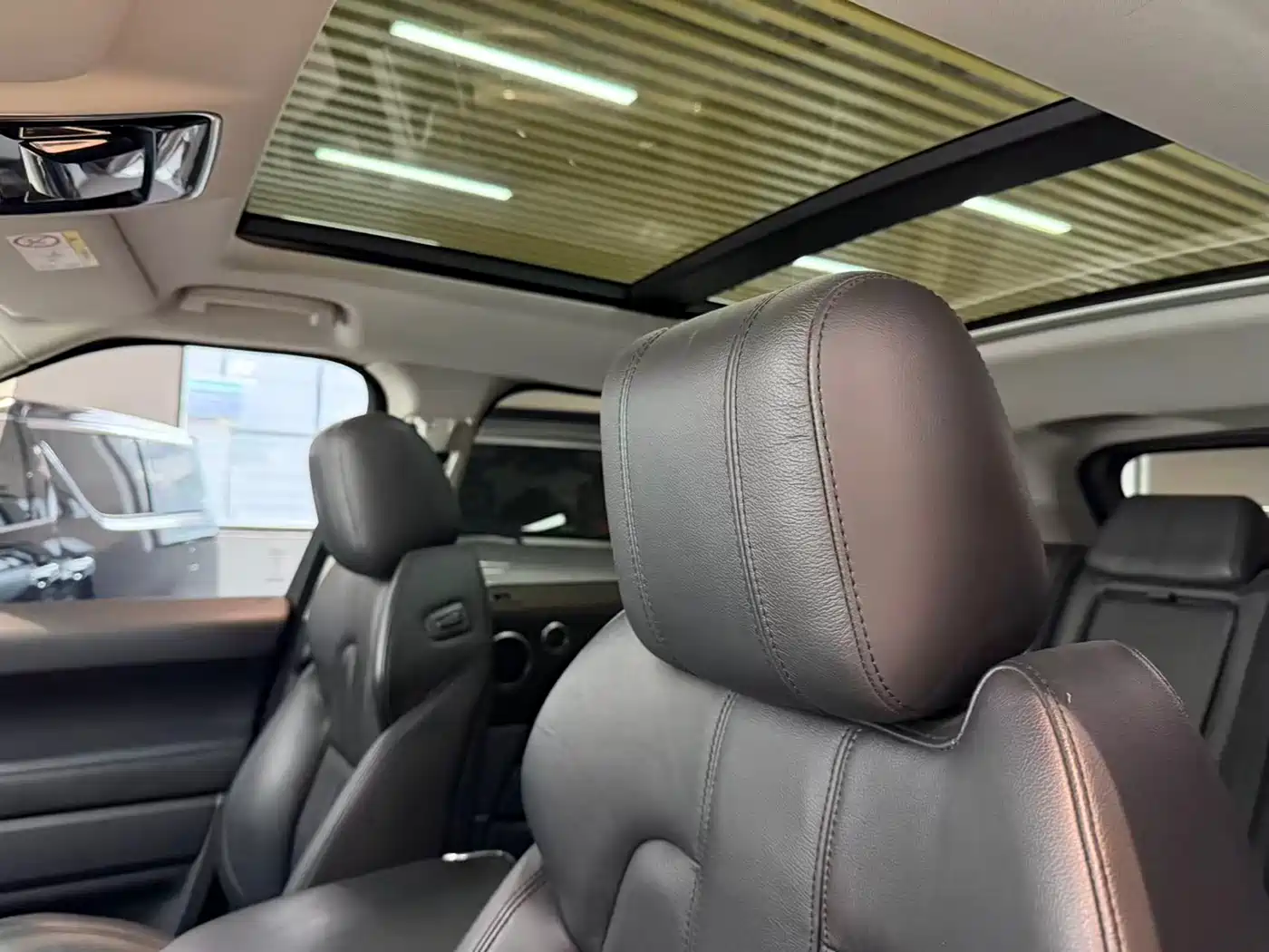 Land Rover Range Rover Sport 2016 Model 3.0 SC V6 HSE фото 11