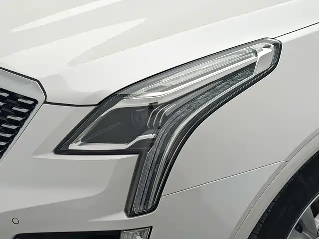 Фото 15 - Cadillac XT5