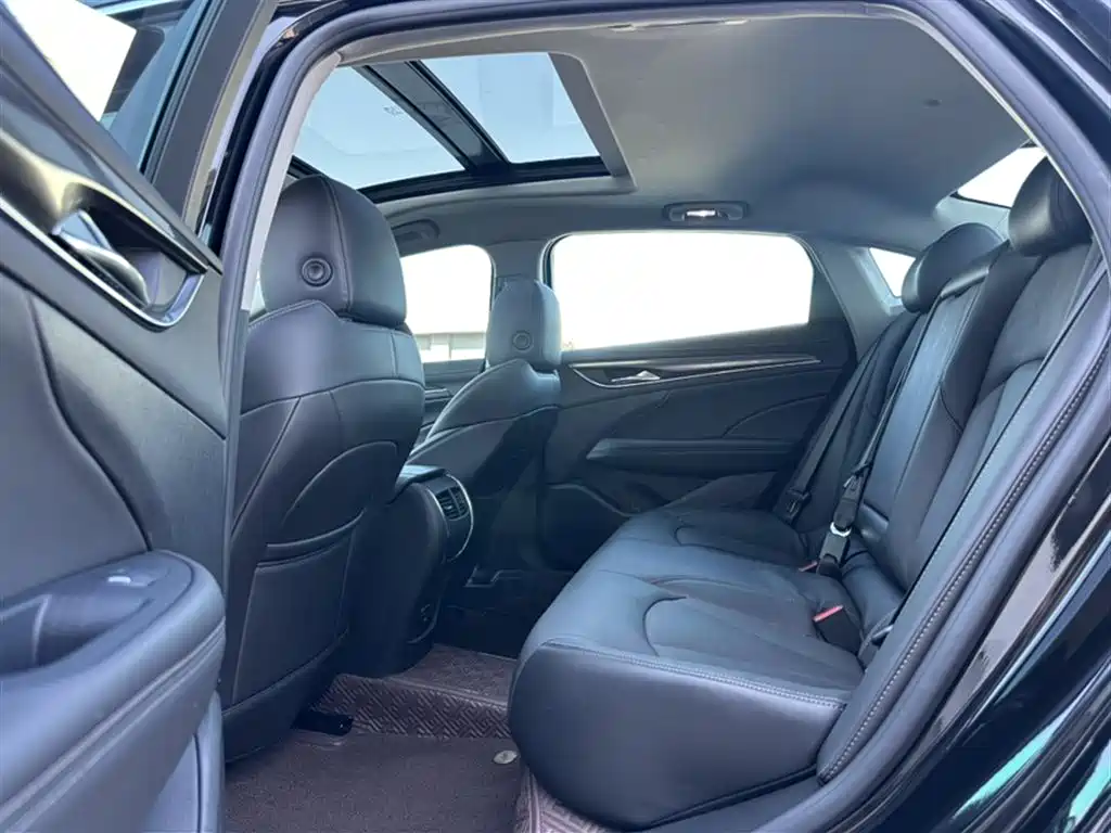 Buick LaCrosse 2022 652T Luxury фото 20