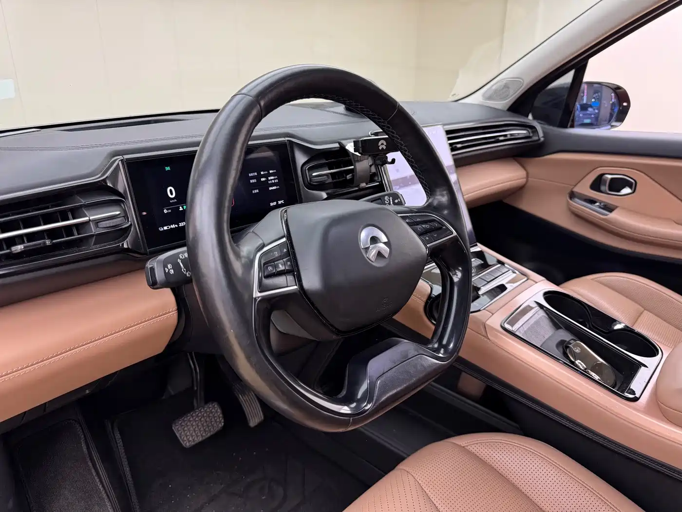 NIO ES8 2018 2018 Founder Edition
