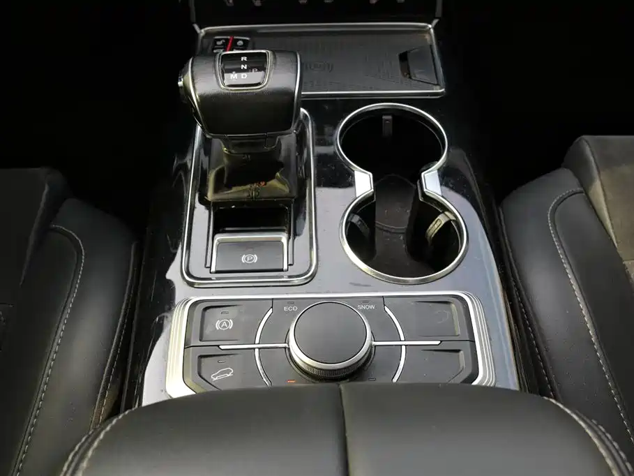 Hongqi HS7 2021 2.0T DCT FWD Smart Connect Qi Chang Edition фото 8