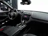 Фото 20 - Aston Martin DBX