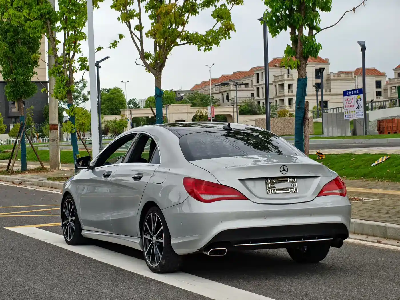 Mercedes-Benz CLA (Import) 2015 CLA 200 фото 4