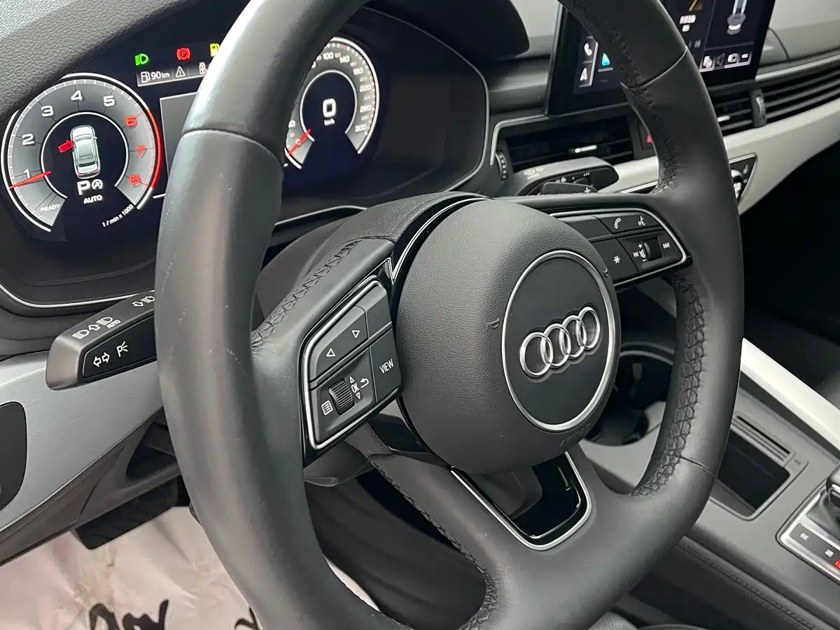 Audi A4L 2022 40 TFSI Luxury Dynamic фото 21