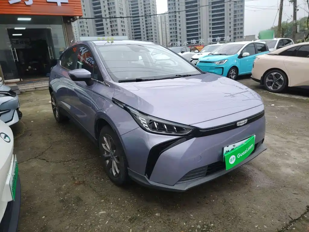Geely Geometry M6 2023 2022 450 New Intelligence Edition