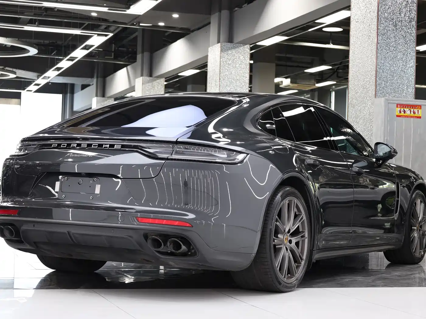 Porsche Panamera 2023 Facelift Panamera 2.9T Platinum Edition фото 15