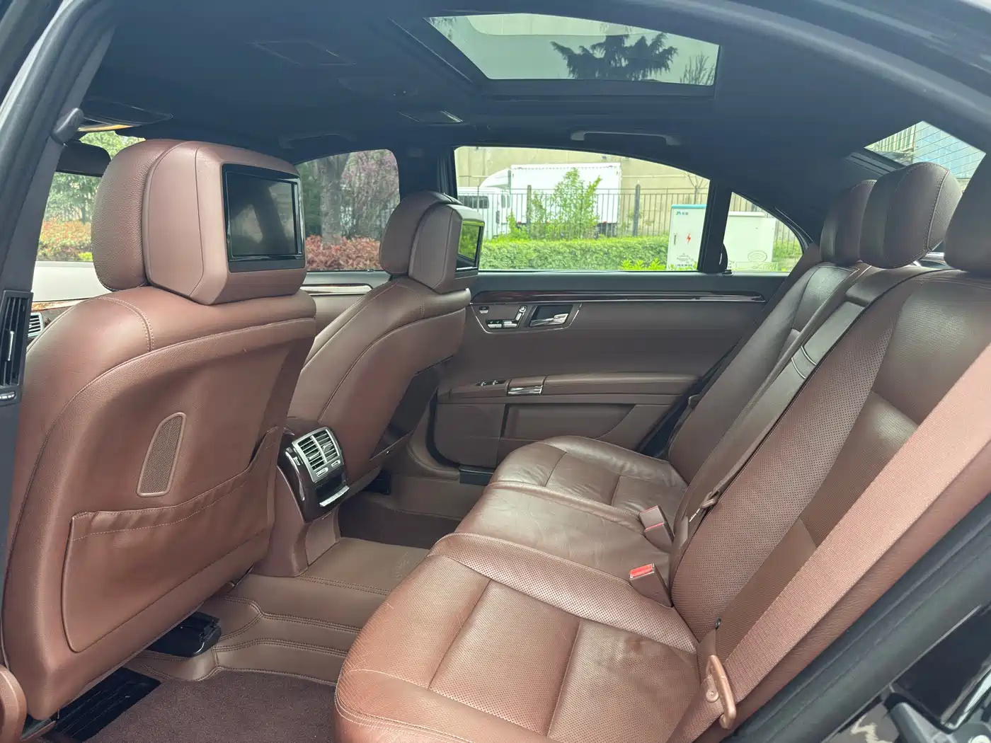 Mercedes-Benz S-Class 2012 S 350 L Grand Edition фото 9