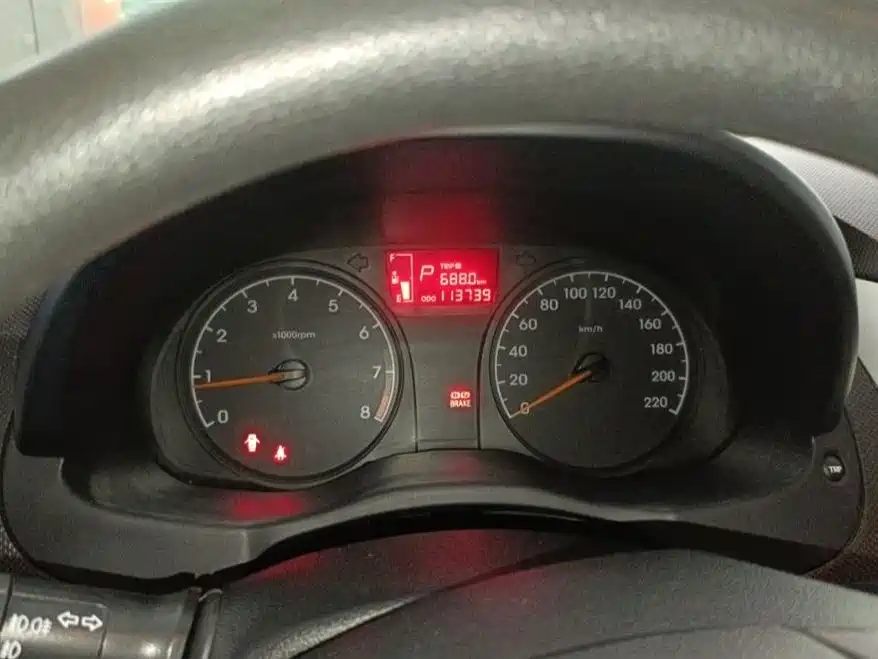 Hyundai Verna 2014 1.4L Automatic Smart GLS фото 12
