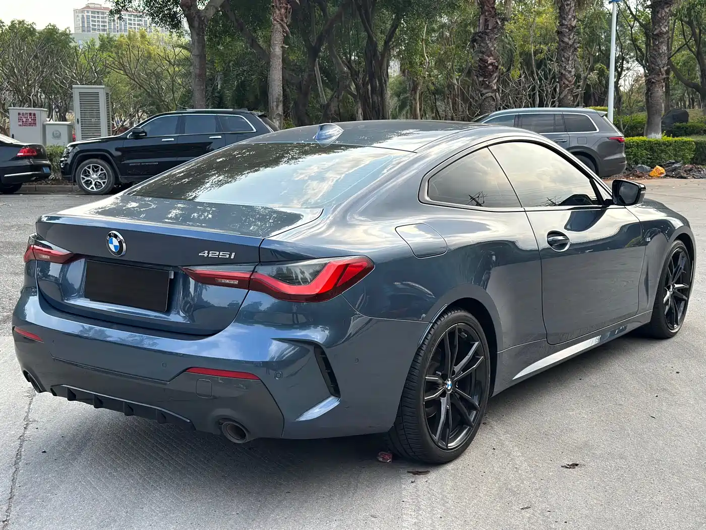 BMW 4 Series 2023 425i M Sport Shadowline Package фото 7