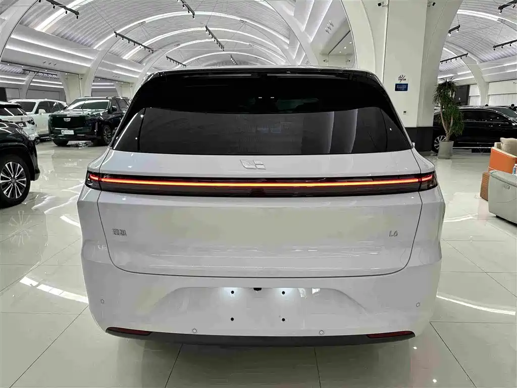 Li Auto L6 2026 2025 Pro Smart Renewal Edition