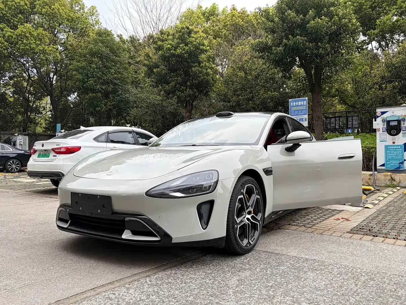 Xiaomi Auto Xiaomi SU7 2024 RWD Ultra Long Range Advanced Smart Driving Pro Edition