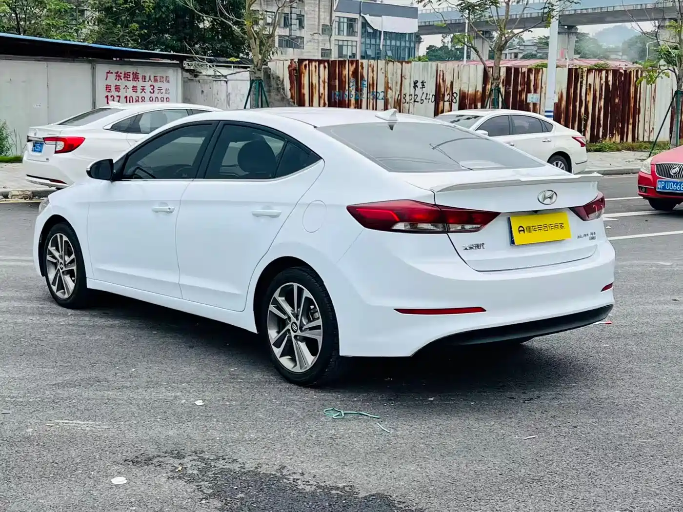 Hyundai Elantra 2016 Model 1.6L Automatic Smart Elite фото 6