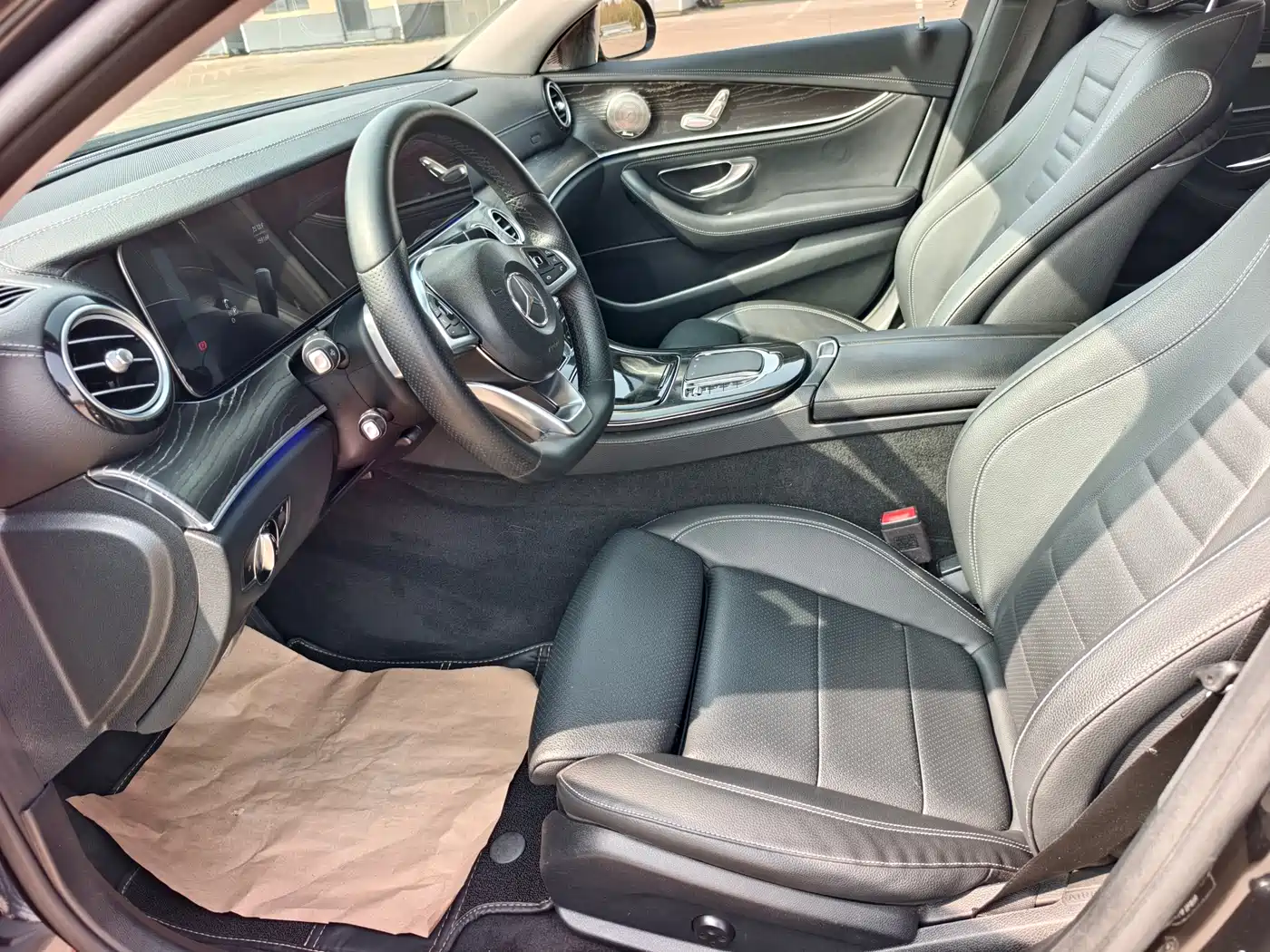 Mercedes-Benz E-Class 2016 E 200 L Sport Type фото 7