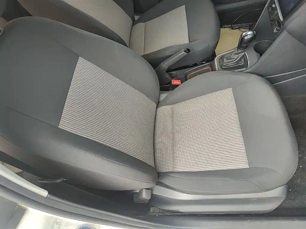 Volkswagen Polo 2018 1.5L Auto Safe Drive фото 25