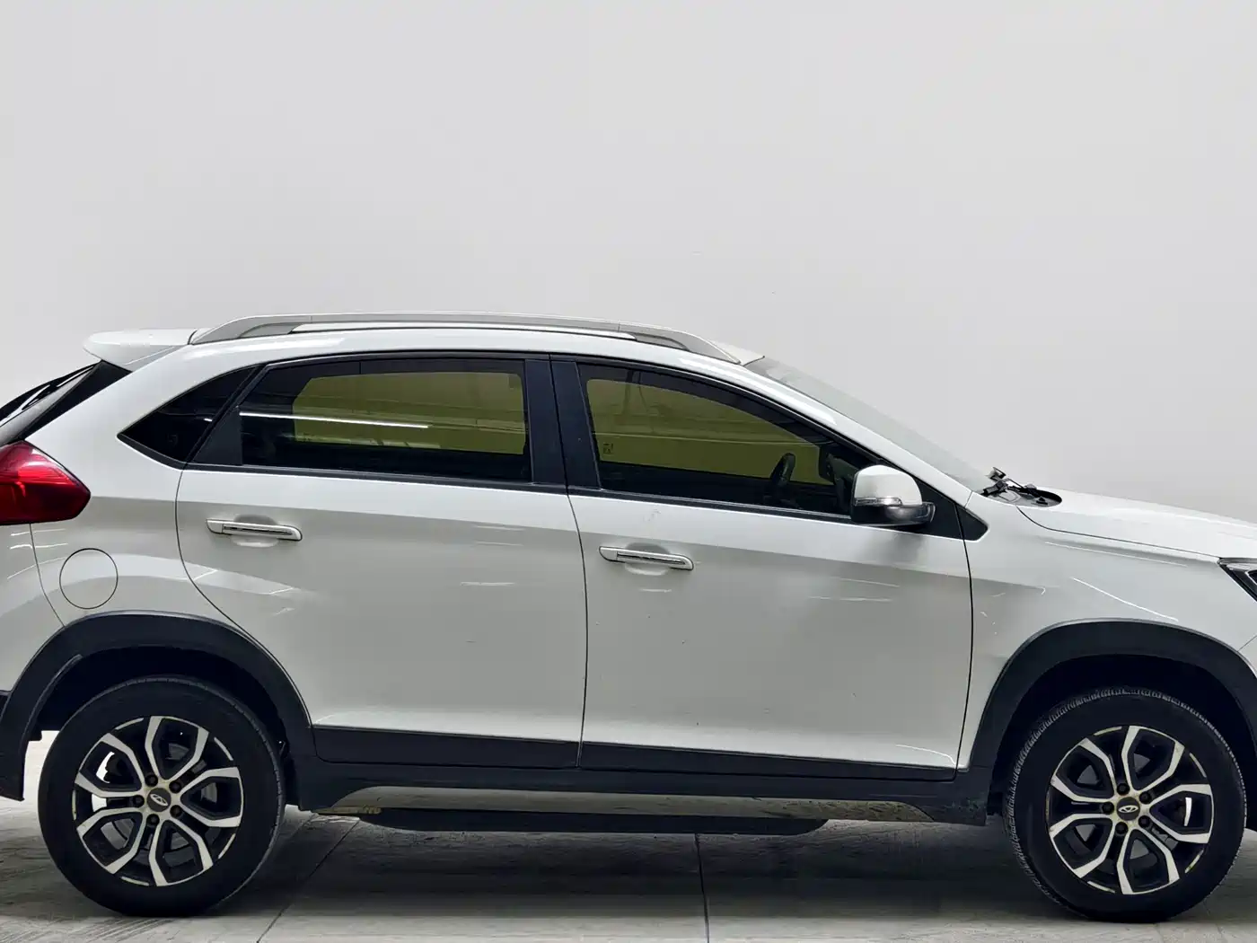 Chery New Energy Chery Tiggo 3xe 2018 2018 480 Comfort Premium Edition