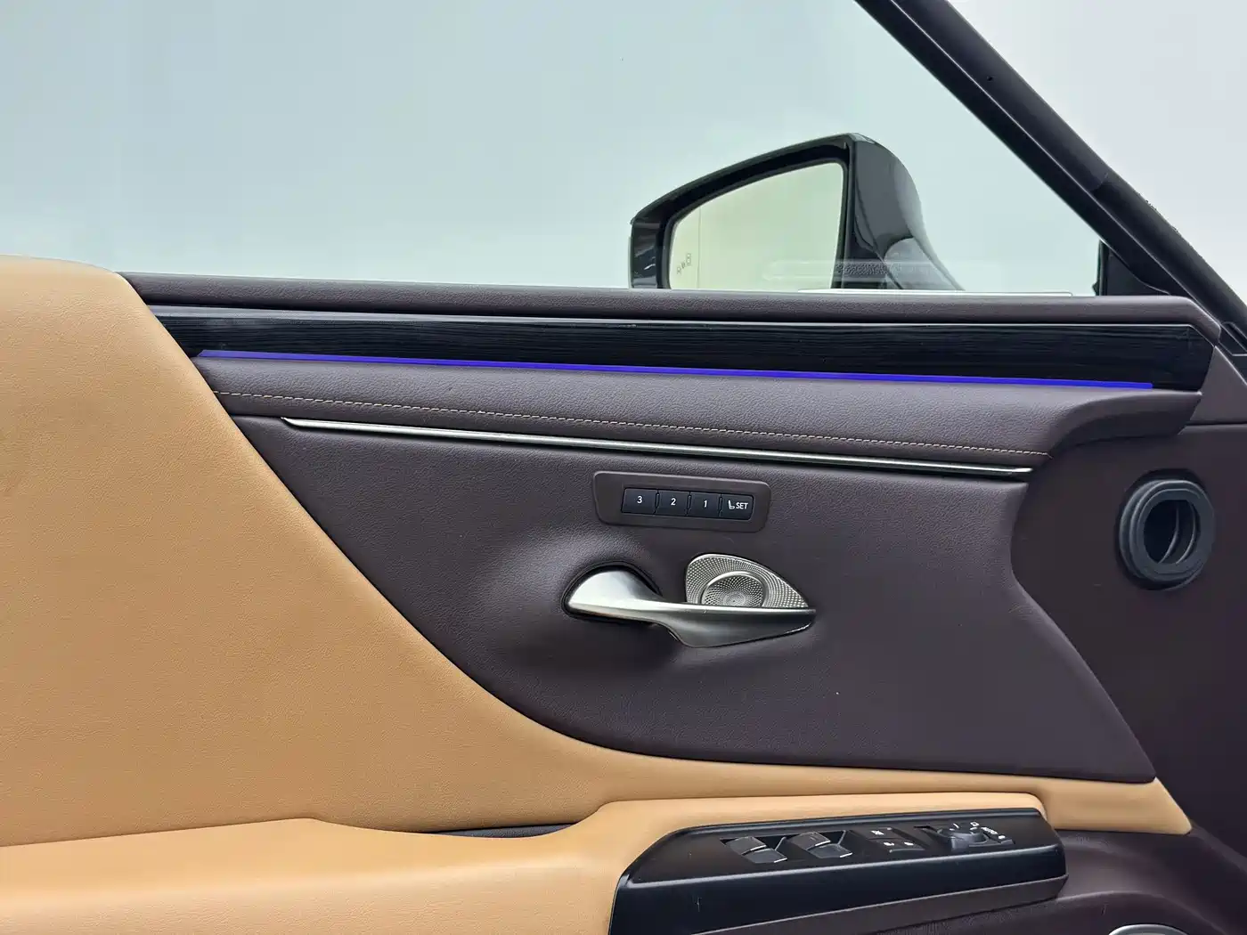 Lexus ES 2020 200 Luxury фото 4