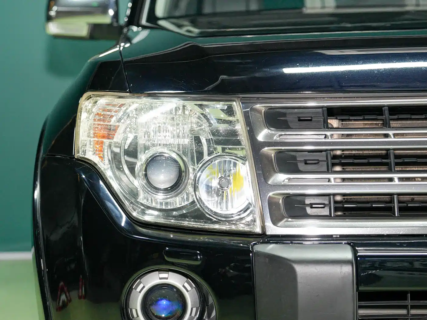 Mitsubishi Pajero (Import) 2010 3.0L Automatic Luxury Edition фото 8