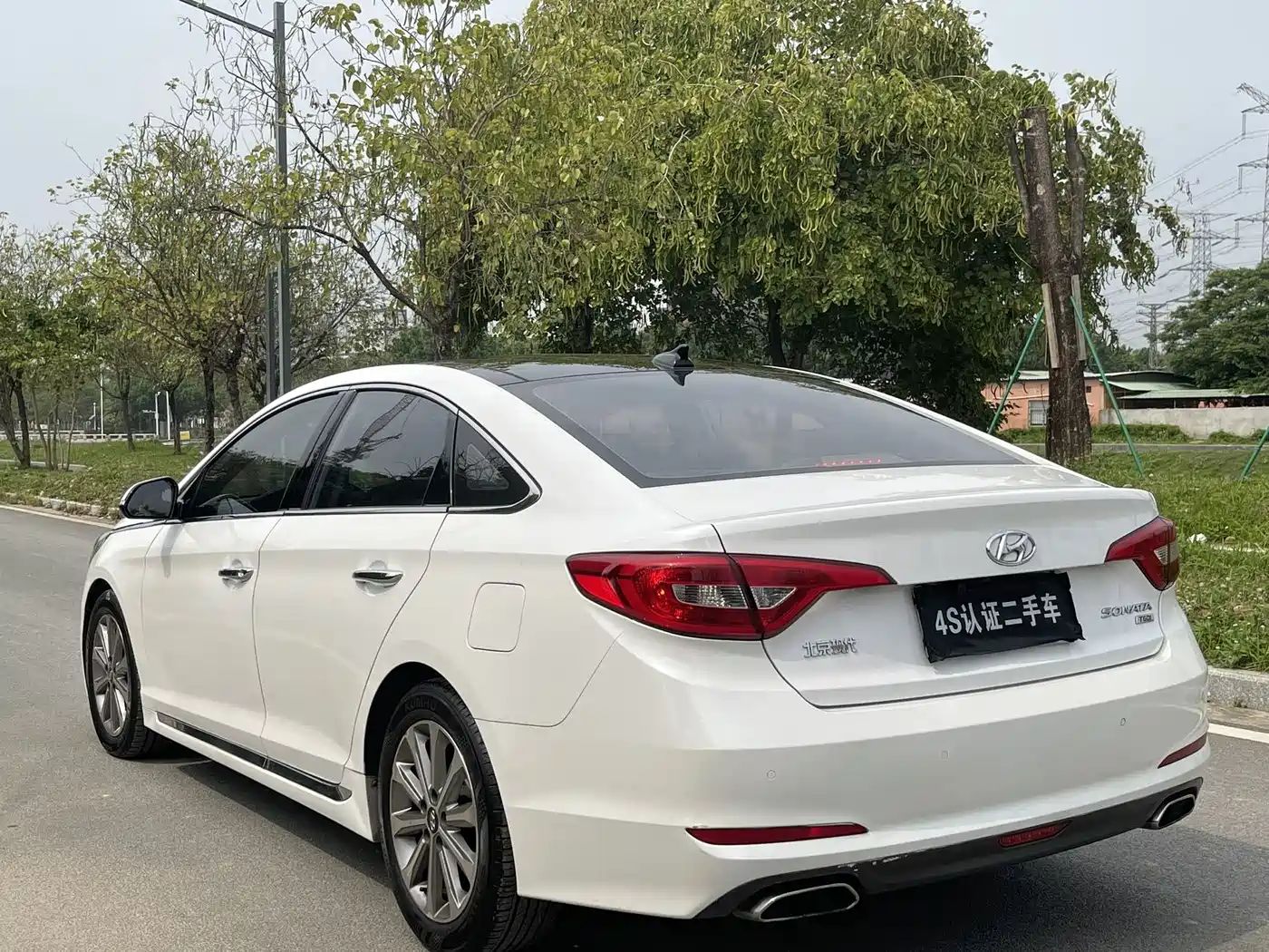 Hyundai Sonata 2015 1.6T GLS Smart фото 11