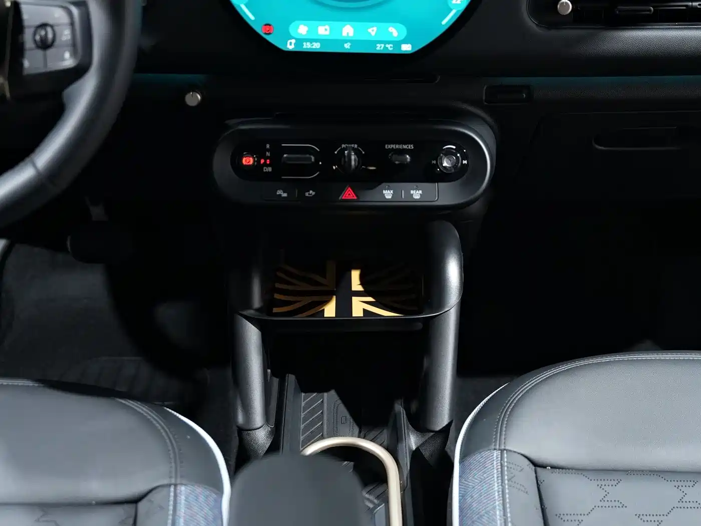 MINI Electric MINI COOPER 2024 2024 456km COOPER E Classic