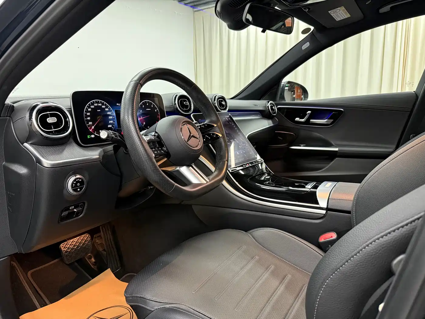 Mercedes-Benz C-Class 2024 C 200 L Sport Edition фото 11