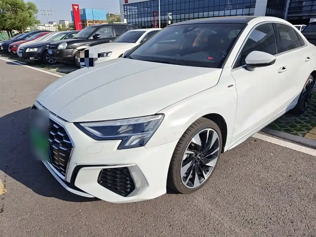 Audi A3 2024 Model A3L Limousine 35 TFSI Fashion Sport