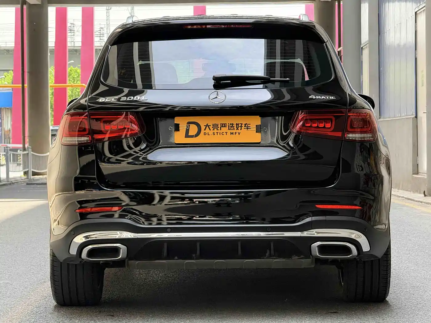 Mercedes-Benz GLC 2022 Facelift GLC 300 L 4MATIC Dynamic Collector's Edition фото 5