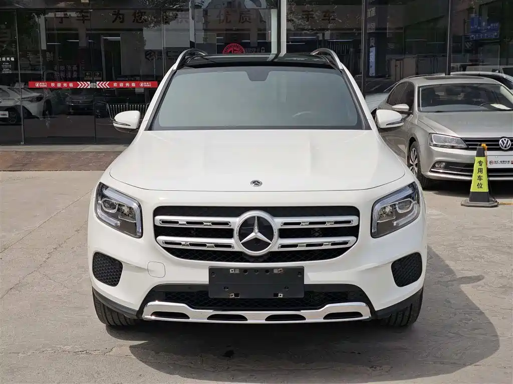 Mercedes-Benz GLB 2023 GLB 220 Dynamic фото 3