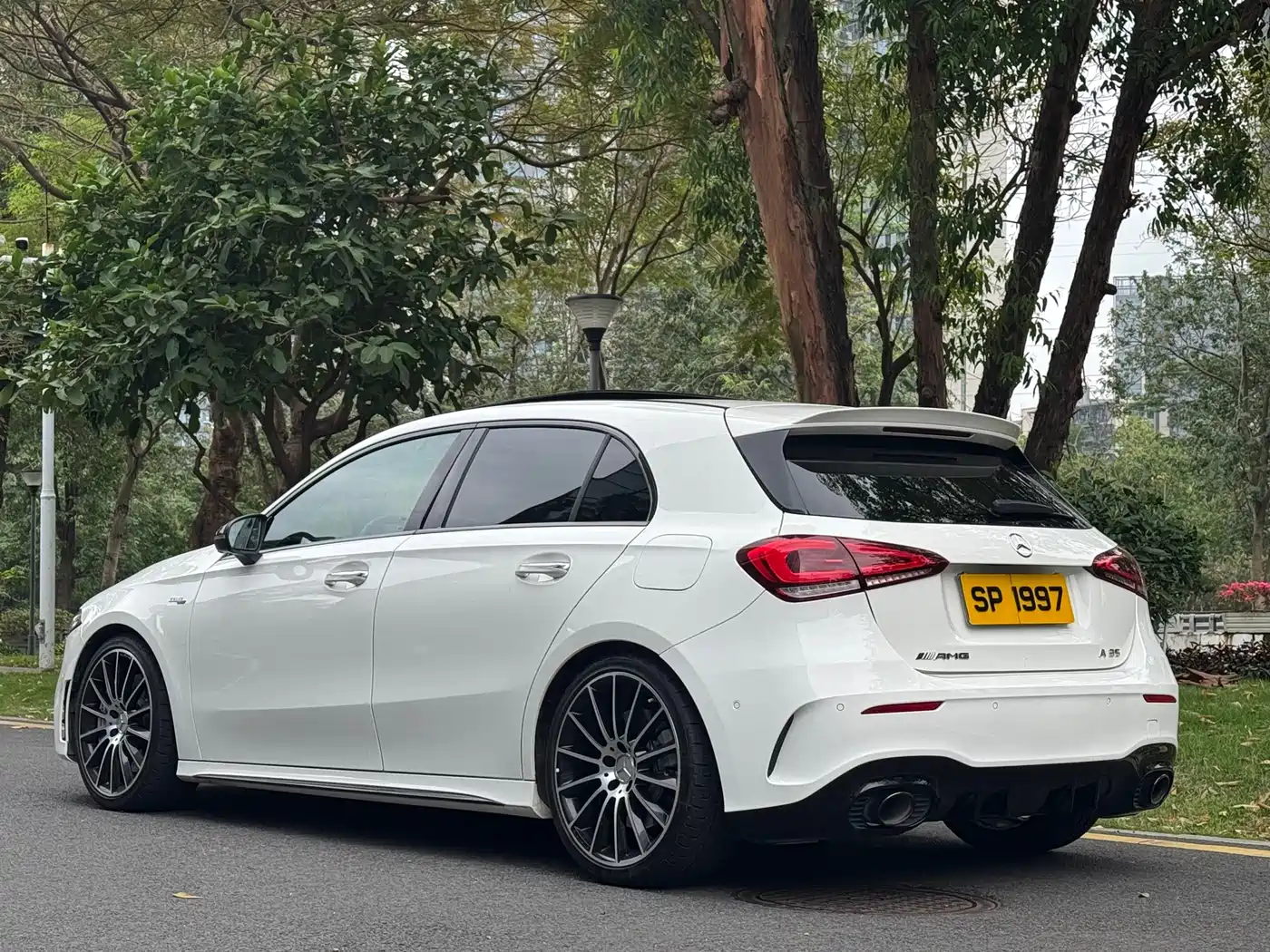 Mercedes-Benz A-Class AMG 2022 AMG A 35 L 4MATIC фото 7