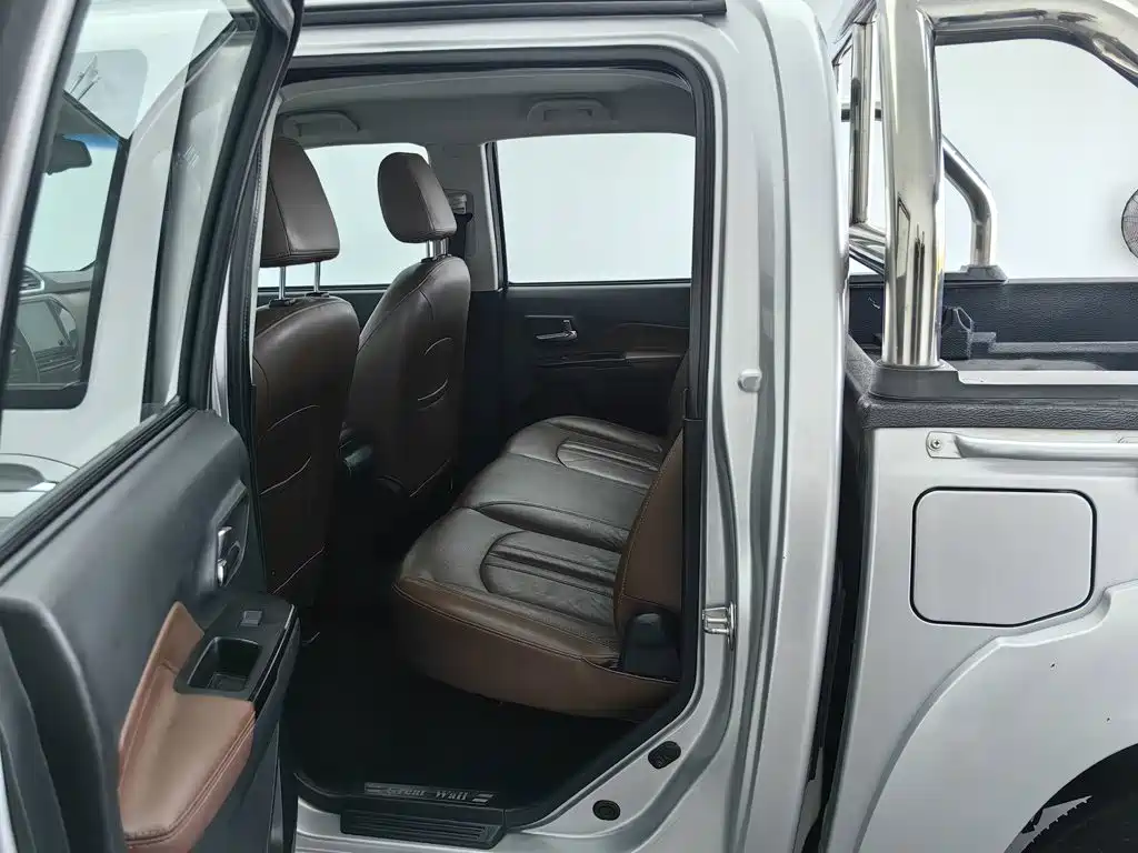 Great Wall Fengjun 6 2017 2017 2.0T Diesel 4WD Navigator 4D20D